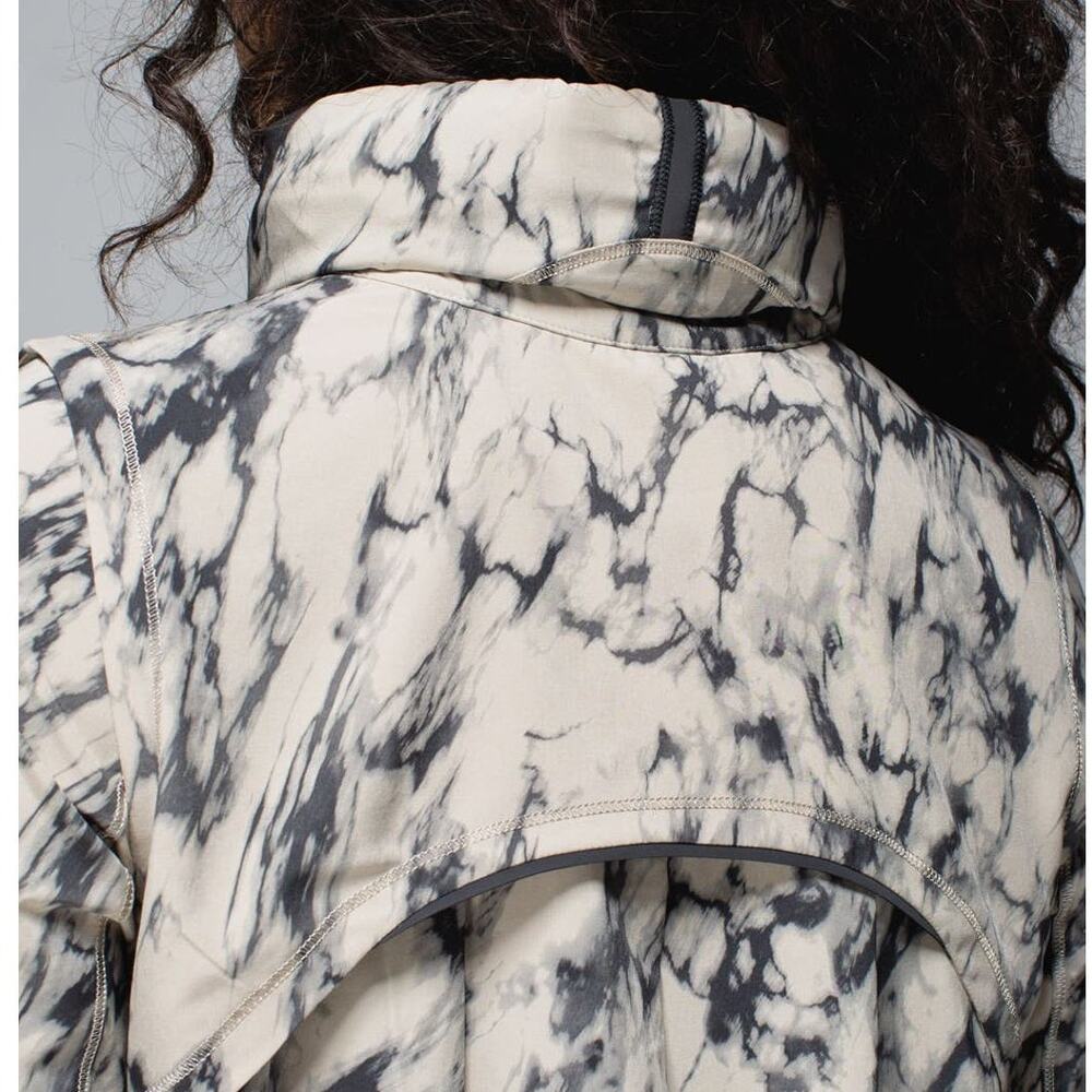Lululemon Bring Back The Track Jacket - Picture 11 of 16